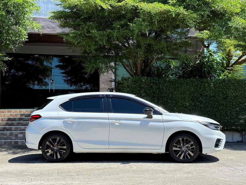 2022 HONDA CITY 1.0 TURBO RS รถมือเดียว 30,000 กม สภาพป้ายแดง รถไม่เคยมีอุบัติเหตุครับ