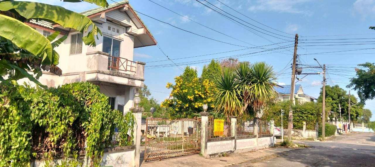 ขายบ้านเดี่ยว 2 ชั้น หลังมุม หมู่บ้านซื่อตรงชมสวน คลอง13 ธัญบุรี ปทุมธานี 3