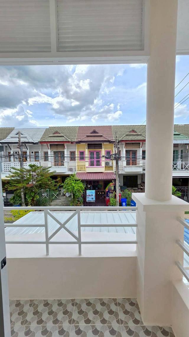 💥 โอกาสสุดท้าย! ทาวน์เฮ้าส์นนทบุรี ฟรีโอน + แถมของเยอะ 17