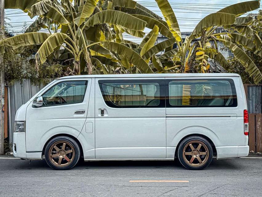 ขายรถ Toyota Hiace 3