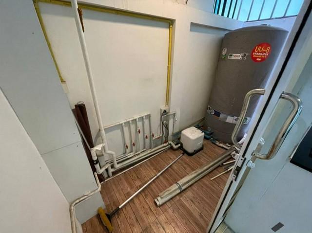 ให้เช่า ทาวน์โฮม 3 ชั้น รีโนเวทใหม่ หมู่บ้านสัมมากร ซอยรามคำแหง110 มีห้างแมคโครและตลาดสดอยู่หน้าหมู่บ้าน ใกล้รถไฟฟ้าสายสีส้ม 14