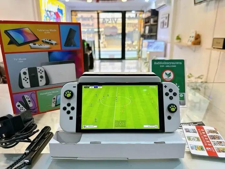 เครื่องเล่นเกม Nintendo Switch สวยๆ 3