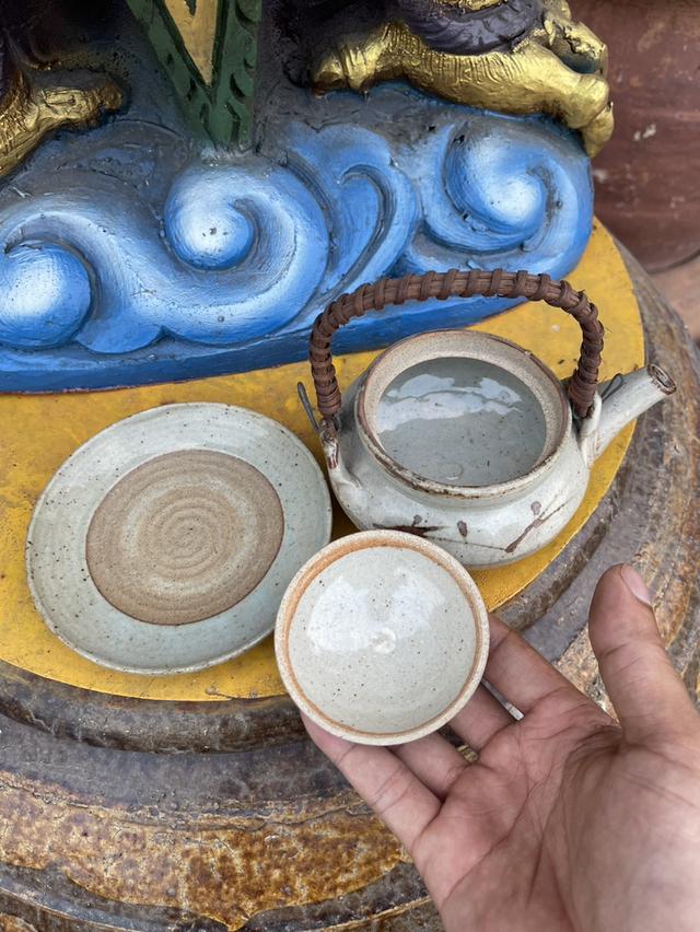 กาน้ำชาญี่ปุ่น ลายดอกหญ้า น้ำเคลือบสีขาวมันปู ไซต์กลาง David Leach กาน้ำชาโบราณ 4