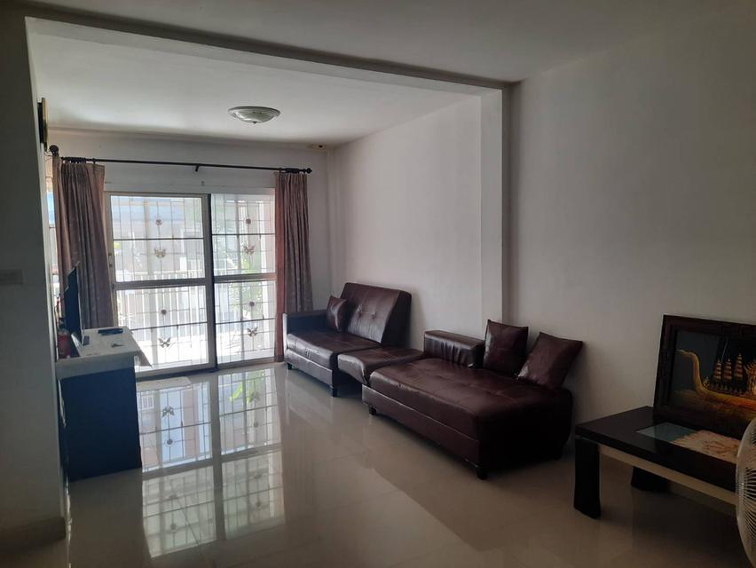 บ้านทรายแก้วบ่อวิน 331 ทาวเฮ้าน์ 2ชั้น 3นอน 2น้ำ 1จอดรด 4