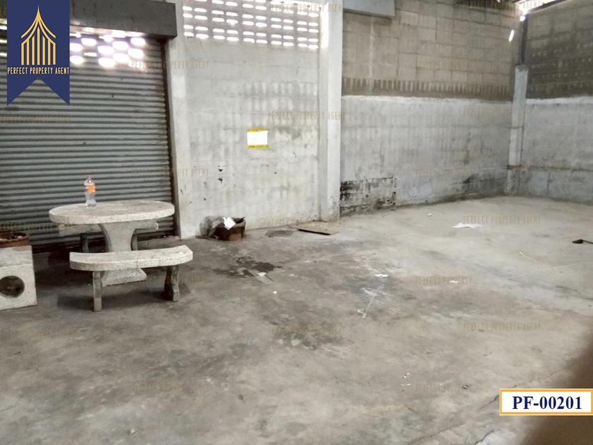 ขายโรงงานพร้อมที่ดิน 100 ตารางวา ตลาดบางน้ำผึ้ง 7