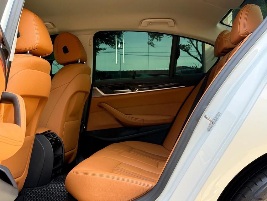 2020 BMW SERIES 5 G30 รถมือเดียวป้ายแดง รถออกศูนย์ BMW THAILAND รถวิ่งน้อยเพียง 80,000 กม เข้าศูนย์ตลอด รถไม่มีอุบัติเหตุครับ รูปที่ 14