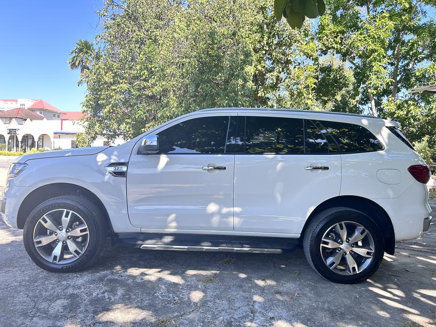 Ford Everest ตัว3.2+ Titanium ปี2016 4