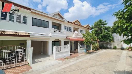 หมู่บ้านดรีมทาวน์ ซอยสวนผัก 32 ทาวน์โฮมทำเลดี เดินทางสะดวกทุกทิศ! 3