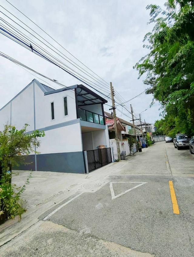 หมู่บ้านทรายทองนิเวศน์ ใกล้ห้าแยกปากเกร็ด ทาวน์เฮาส์ 2 ชั้น หลังมุม ตกแต่งใหม่พร้อมอยู่ ทำเลดี ใกล้ห้าแยกปากเกร็ด เซ็นทรัลรัตนาธิเบศร์ 20