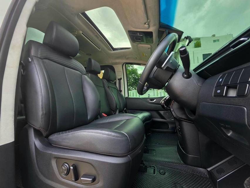 (แจ้งรหัสรถ PEAT641) HYUNDAI STARIA PREMIUM (SUNROOF) ปี 2025 แท้ รูปที่ 12