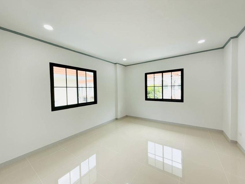 หมู่บ้านศิริวรรณ 14