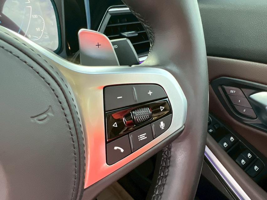 Bmw 330eMsport ปี 2020 Bsi 5 ปี 100,000  km หมด 20/12/2025 วารันตี 5 ปี 200,00 หมด 20/12/2025 14