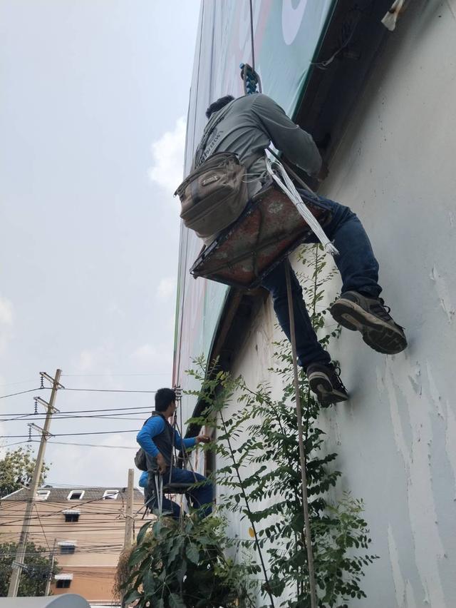ผลิตและติดตั้งป้าย