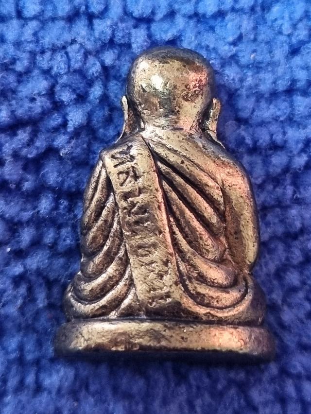 รูปหล่อหลวงพ่อเงิน ปี15 ไม่รู้พิมพ์ 2