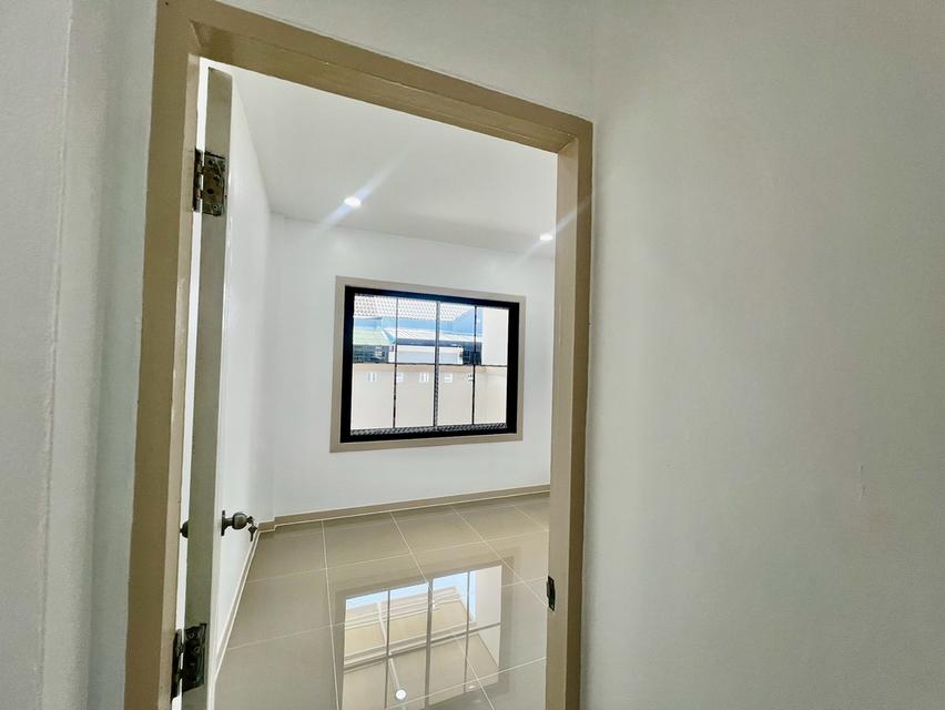 หมู่บ้านร่มเงาไม้... 8