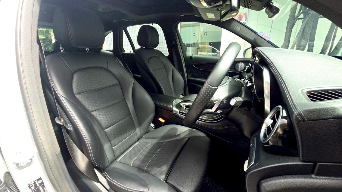 รหัสรถ WB36 Benz Glc 250d Amg รุ่นท็อปสุด ปี 2018