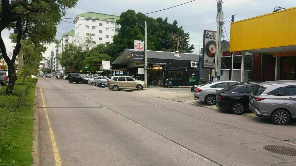 ขายที่ดินมีสิ่งปลูกสร้าง 2-1-83 ไร่ ลาดพร้าว ถ.แฮปปี้แลนด์สาย1 ใกล้สถานีรถไฟฟ้าบางกะปิ แขวงคลองจั่น เขตบางกะปิ กรุงเทพๆ 4