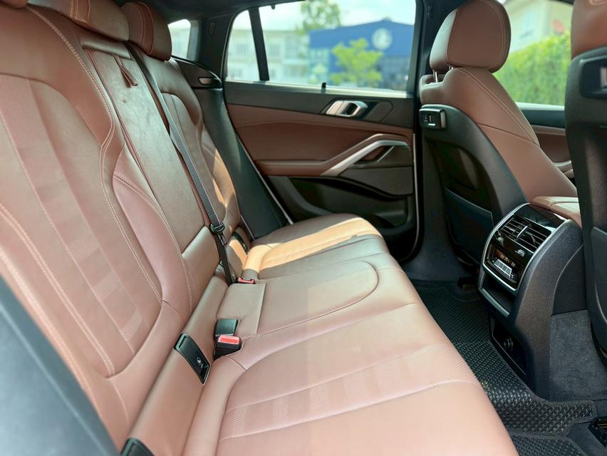 X6 xDrive40i M Sport รูปที่ 11