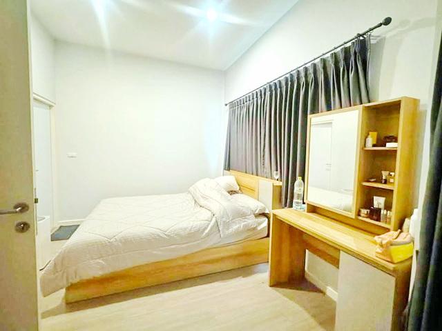 ฟิวเจอร์พาร์ค รังสิต 4.2 กม. ม.รังสิต 3.8 กม. บิ๊กซี รังสิต 2.4 กม.3นอน ทาวน์โฮม 2 ชั้นให้เช่า พร้อมอยู่ กว้าง 22 ตร.วา. 4