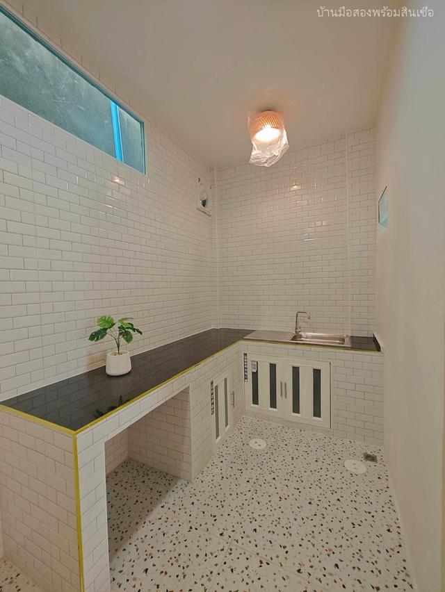 หมู่บ้านตะวันนา จตุโชติ 12 8