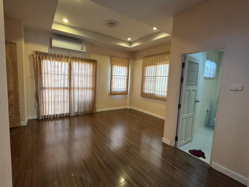 ให้เช่า บ้านทาวน์เฮาส์หลังมุม ไซส์ใหญ่ (36 ตร.วา) 3น3น หมู่บ้านลิฟวิ่ง พาร์ค พระราม5 บางศรีเมือง นนทบุรี 13