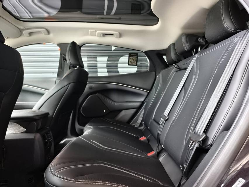 รถเข้าใหม่! Ford Mustang Mach-E Premium SUV ป้ายแดง 11