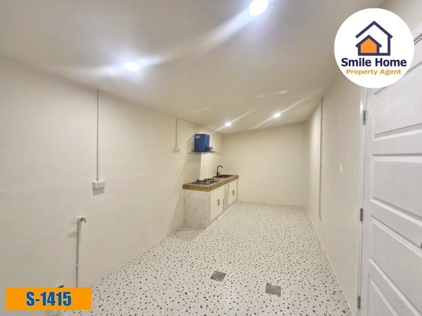 ลัลลี่วิลล์1 ซอยมังกร แพรกษา สมุทรปราการ หลังริมรีโนเวทใหม่ 5