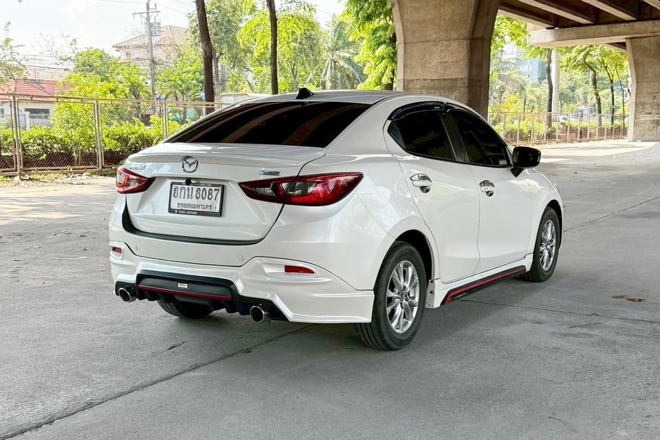 Mazda 2 1.3 SkyActiv High Sedan AT ปี 2015 รถมือสอง ขายถูก