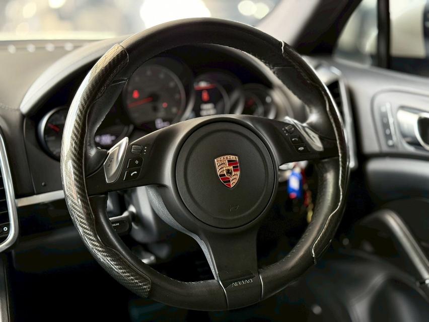 ปี 2012 PORSCHE CAYENNE S, 3.0 S HYBRIDโฉม CAYENNE S HYBRID สีขาว 8