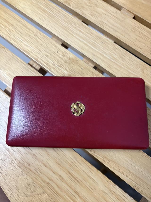 เหรียญฉลองสิริราชสมบัติครบ 50 ปี รัชกาลที่ 9 ปี 2539 กะไหล่ทองลำ พ่นทราย 5