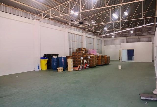 ให้เช่าโกดัง คลังสินค้าพร้อมออฟฟิศสำนักงาน ย่านบางพลี ขนาด 800 ตร.เมตร บางนา-ตราด กม.16 ขาออก 7