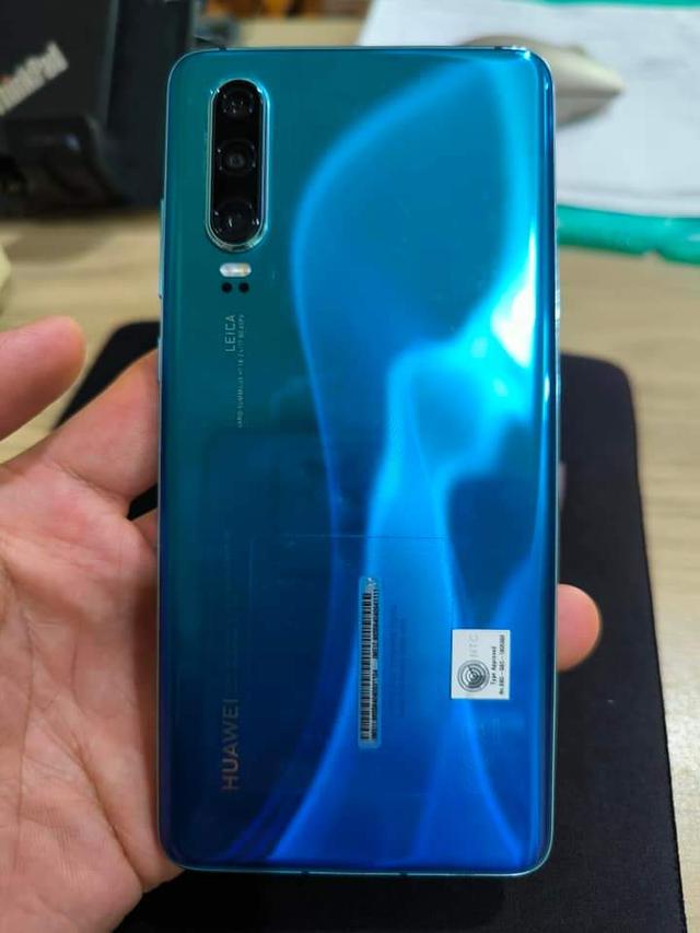 Huawei P30 สี Aurora สวยๆ 1