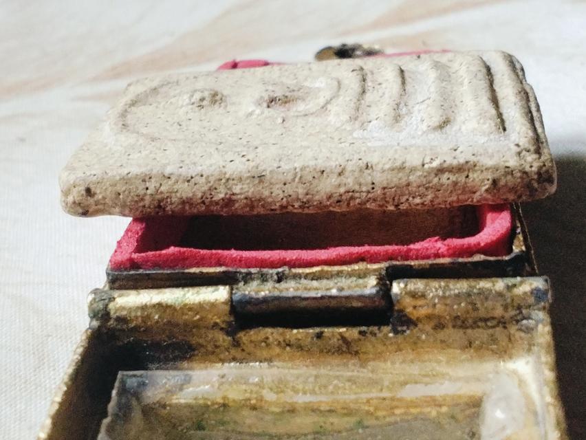 ของประดับ พระเครื่อง รูปที่ 4