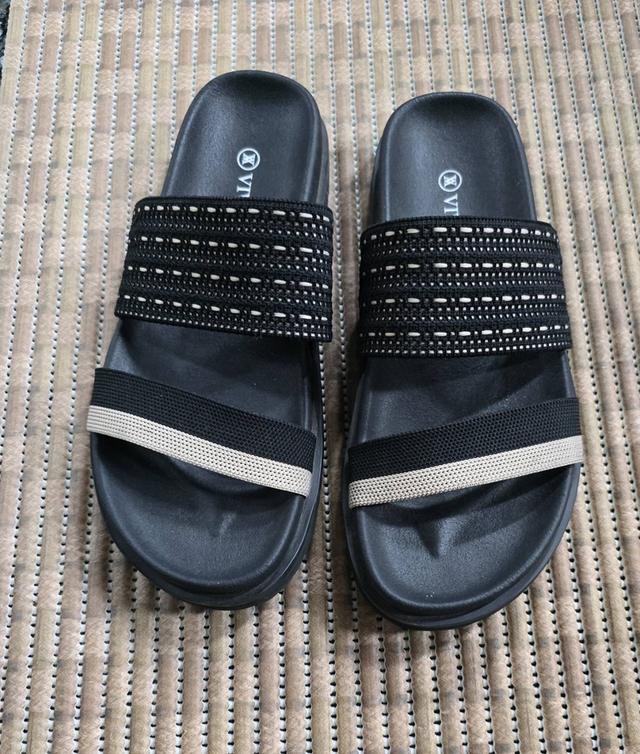 รองเท้าแตะ vivaia ในชอปไม่มีขายแล้ว