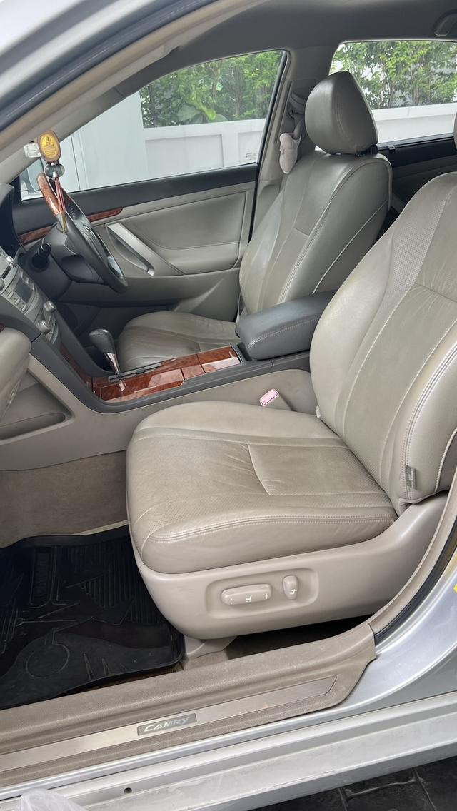 Camry 2.4 V รุ่นปี 2006 รถยนต์มือสอง  9