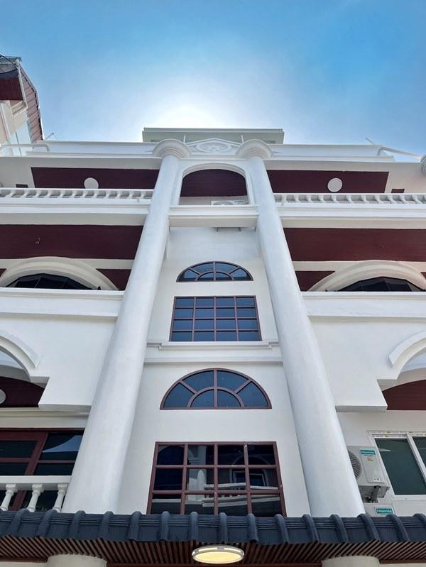 (Owner Post) ปล่อยเช่า WHITE MANSION – บ้าน 5 ชั้นหรู ใจกลางกรุงเทพฯ ทองหล่อซอย 25 ใกล้บีทีเอส โทร 06-3559-5941 6