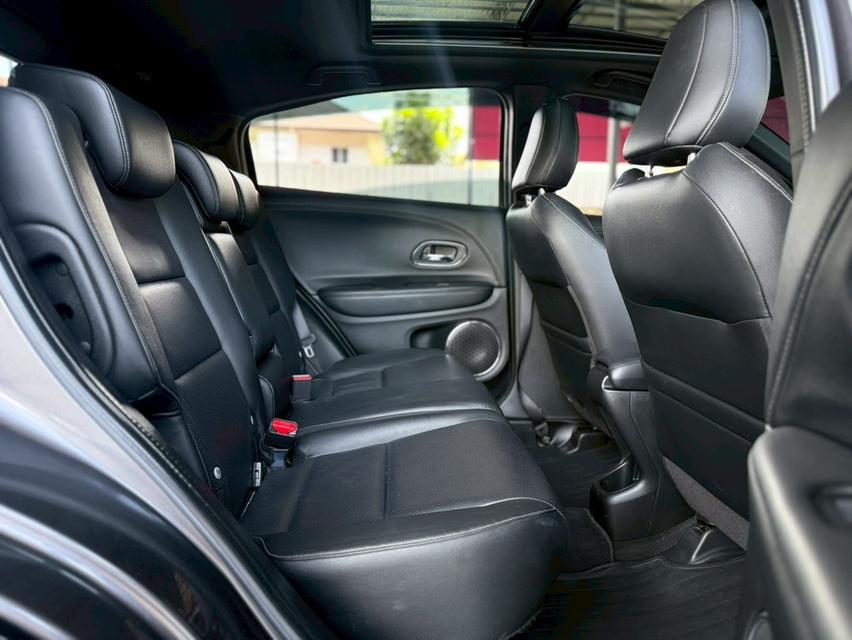 ปี 2019 HONDA HRV, 1.8 RS โฉม ปี14-21 สีเทาเครื่องยนต์เบนซิน ไมล์แท้ 26,443 km. 8