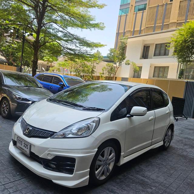 Honda Jazz 2013 SV ตัวท๊อป