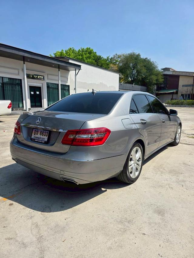 Mercedes-Benz E250 CGI BlueEFFICIENCY Avantgarde (W212 Facelift) เกียร์คอแล้วสีเทา ปี 2012 ไมล์ 140,000กม. รูปที่ 5