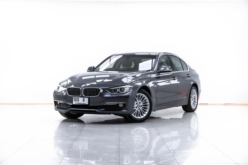 รูป 2013 BMW SERIES 3 320 D LUXURY 2.0 ผ่อน 8,056 บาท 12 เดือนแรก 1