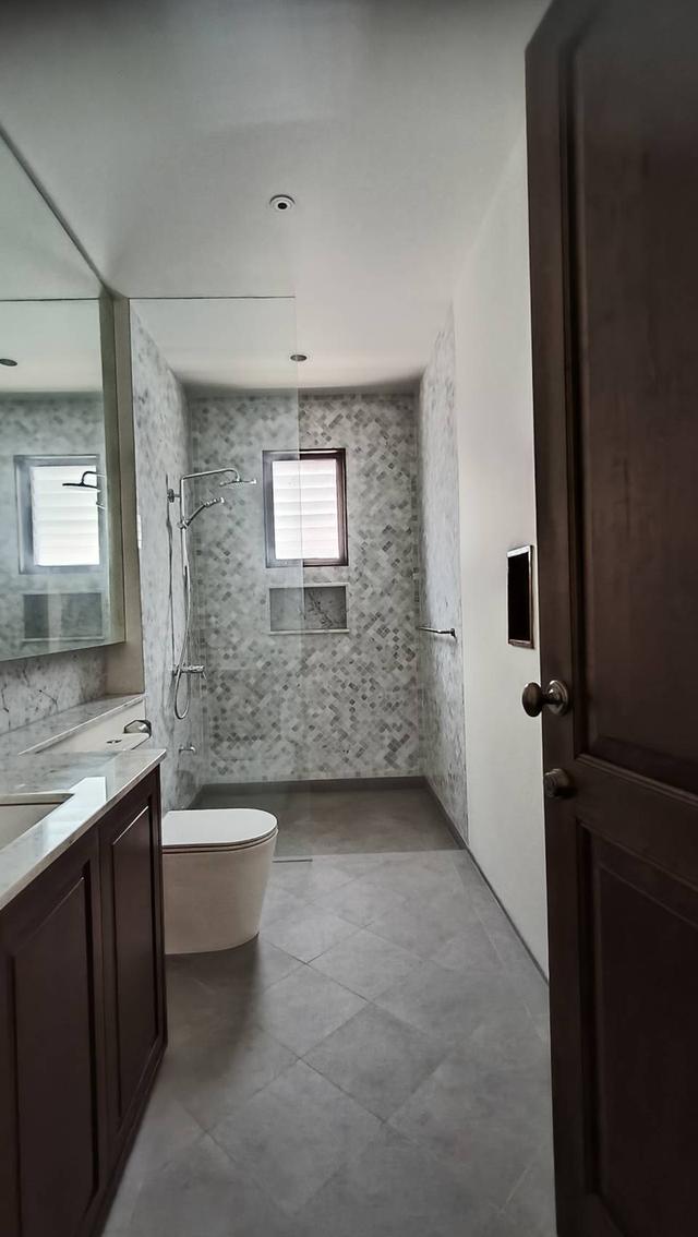 ขายด่วนทาวน์เฮาส์ 3 ชั้น - สุขุมวิท 31 13