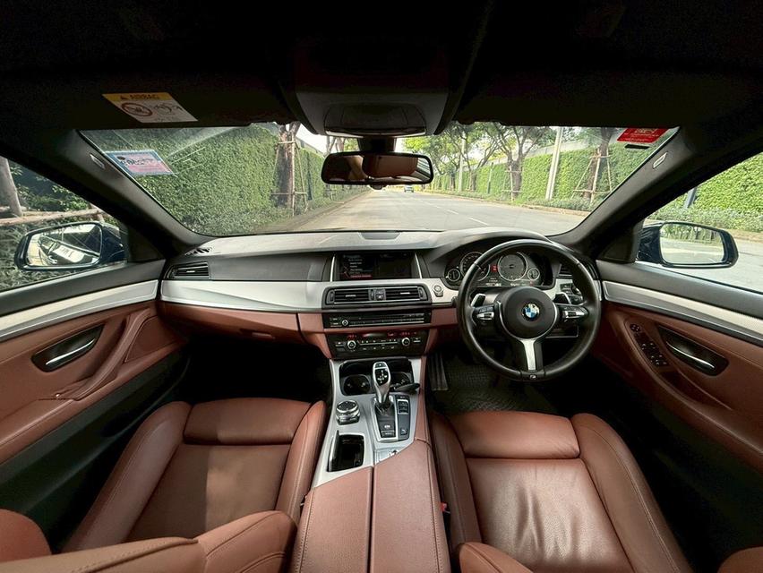 BMW 528i M Sport LCi ปี ปี15 จด16 สีดำสวยสุดในรุ่น 8