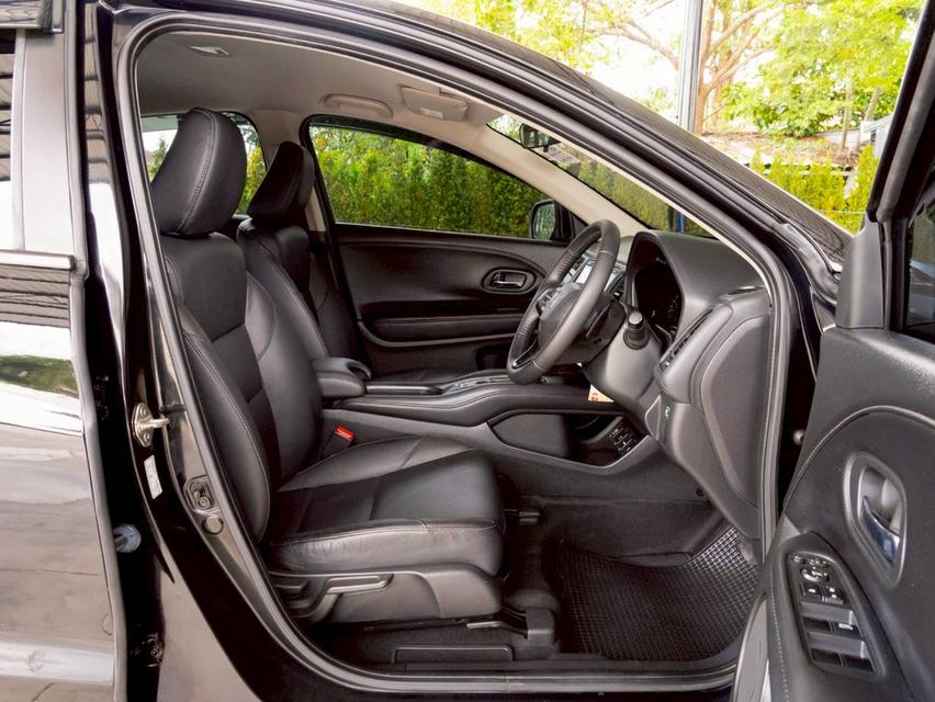 Honda HR-V 1.8E ปี 2015 17