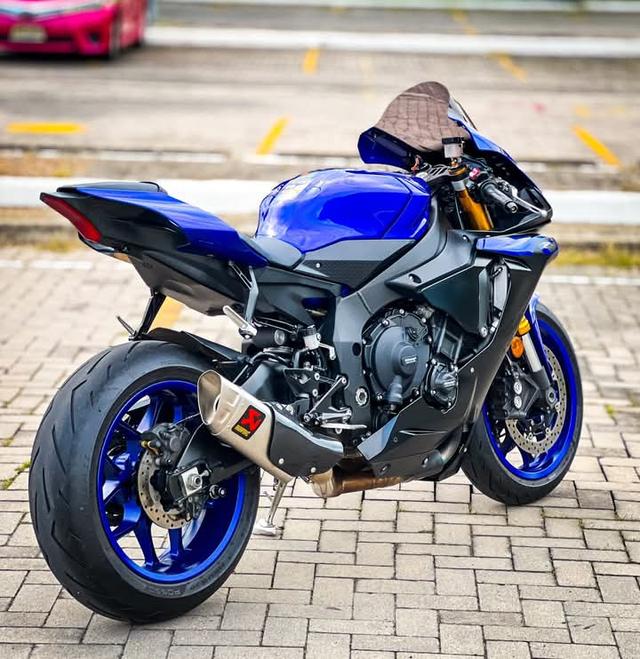 ขาย Yamaha R1 สีน้ำเงิน 3