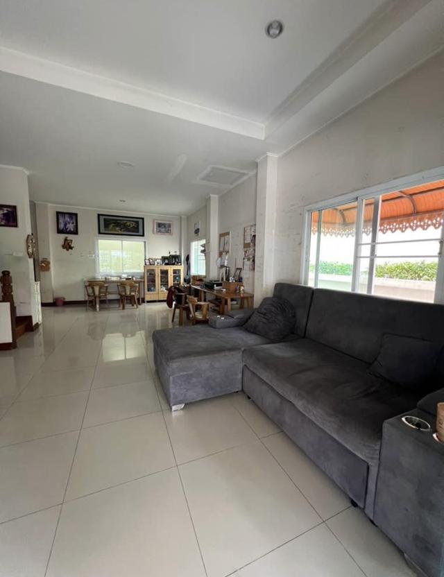 ขายบ้านแฝดหมู่บ้านปัญฐิญา แพรกษา 3 นอน 2 น้ำ 1 ครัว 2 จอดรถ 12