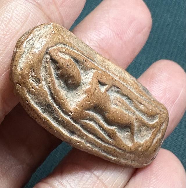 องค์ละ1850🙏พระกำแพงเปิดโลกยืนตอ เนื้อผ่านดำเขียว🙏พระกำแพงลีลาเม็ดขนุน รูปที่ 19