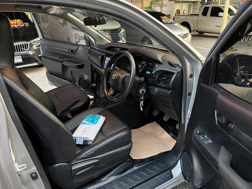 TOYOTA REVO ปี 2022 รุ่น 2.4 ตอนเดียว Z edition เกียร์ธรรมดา สีเทา รถบ้านมือเดียว เลขไมล์น้อยมากๆ 5หมื่นกว่าkm ซื้อมา รูปที่ 8