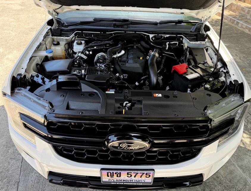 2023 FORD EVEREST 2.0 TURBO SPORT รถมือเดียวออกป้ายแดง รถวิ่งน้อย เข้าศูนย์ทุกระยะ ไม่เคยมีอุบัติเหตุครับ 15