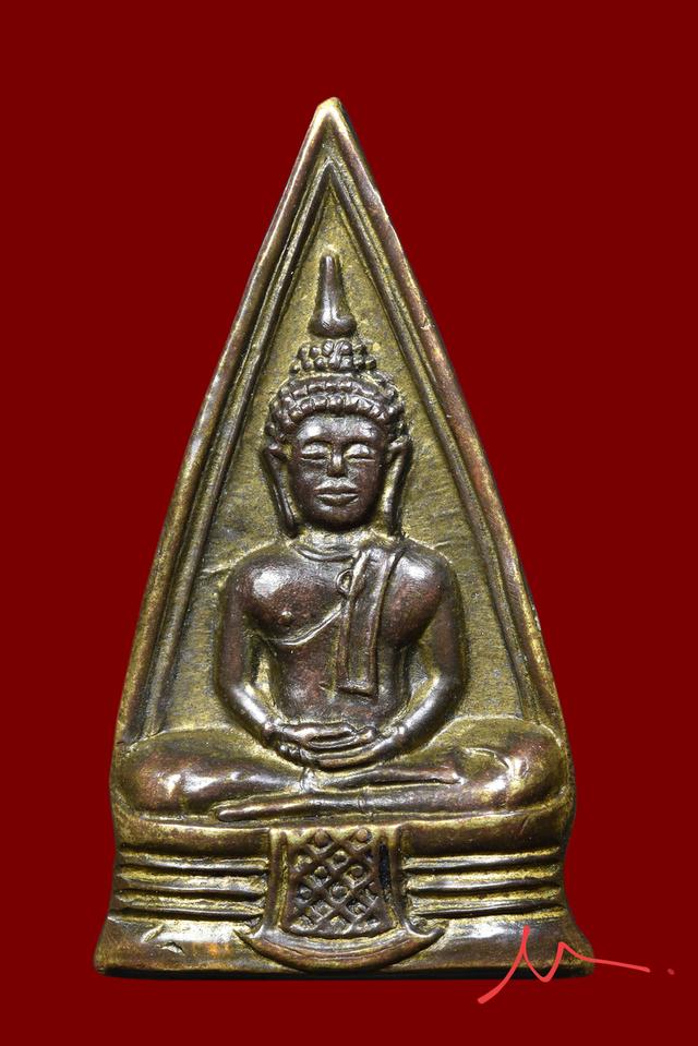 พระเครื่องพระบูชาไทยและเครื่องรางของขลัง