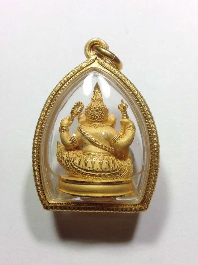 พระพิฆเนศเล็กเลี่ยมทอง